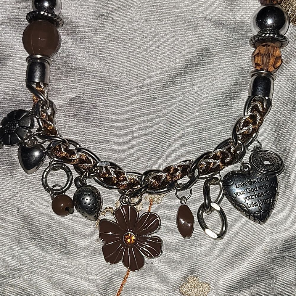 Creative Pendant necklace great Quality